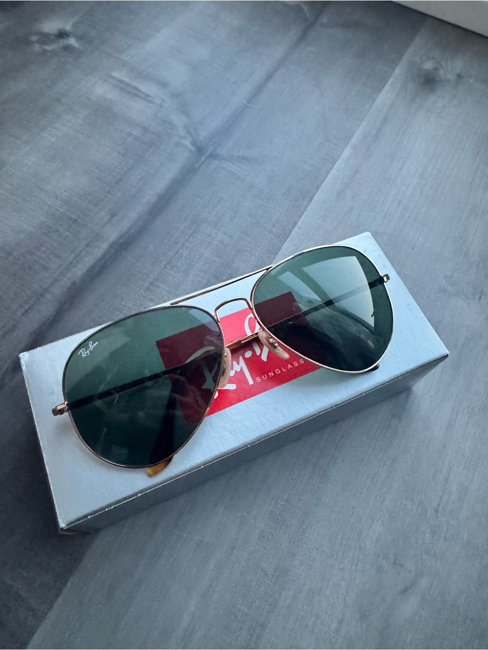 new authentic Ray-Ban aviator 62mm sunglasses